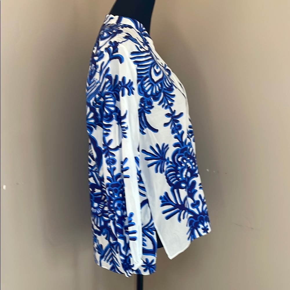 Zara Blue and White Graphic Blouse with Mandarin Collar Size Large - Picture 5 of 8
